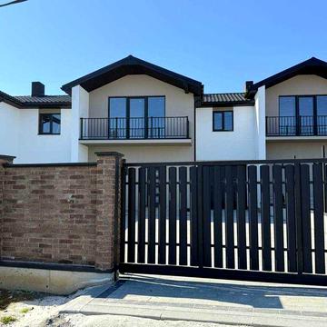 Продаж котеджу в Малехові