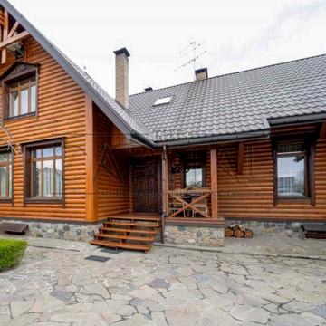 Борщаговка. Шикарное имение от хозяина. 380 м2, своё озеро. 24 сотки