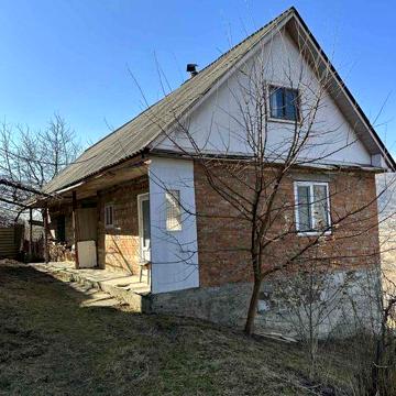 Будинок в селі Березово