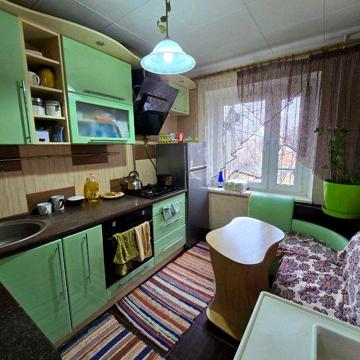 Продаж 3-кімнатної квартири