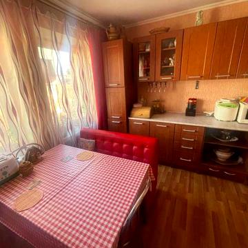 Продається 4-х кімн.Ексклюзивна Квартира, вул. Достаєвського +ГАРАЖ