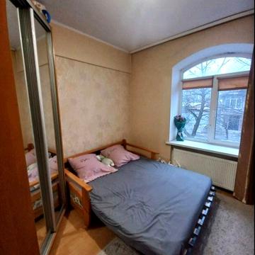 Сдам 1 комнатная квартира метро Вокзальная (ЮЖД). 4000 грн.