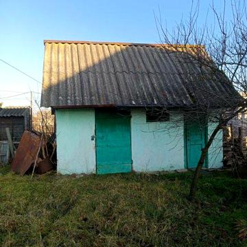 Продам дачний будинок в м.Сарни, вул. Квіткова 60.