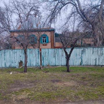 Продам будонок в смт Драбів