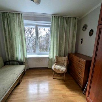 Продам 3-х кімнатну квартиру