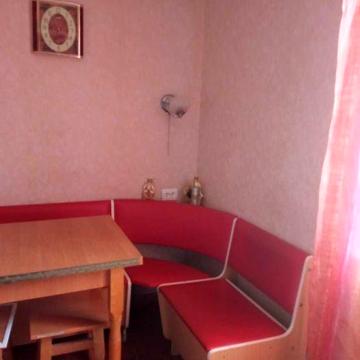 Продаж 1-ої квартири  місто  Вишгород по вулиці Набережна 4.