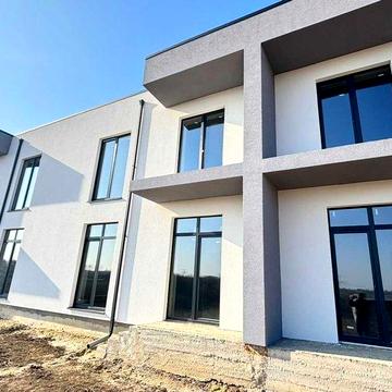 Продам котедж  масив Газовик