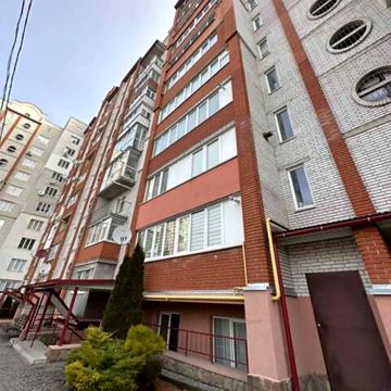 Сергія Корольова вул., 7