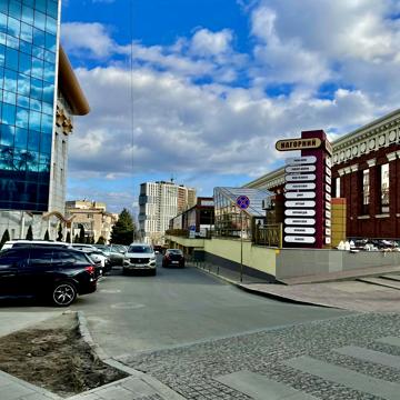 Івана Акінфієва вул. (Фучика), 24