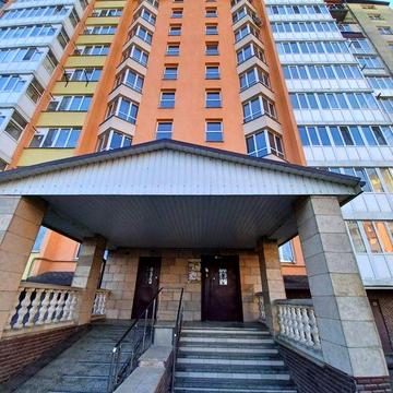 Продається 3х км з незавершеним ремонтом!!!