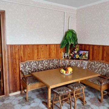 Продається  2-поверховий будинок (кінець вул.22 січня)м.Дрогобич
