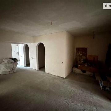 Продаж 3к Квартира вул. Степана Бандери