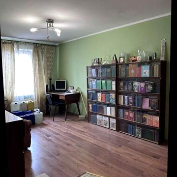 Продаж 3к Квартира вул. Обоянська