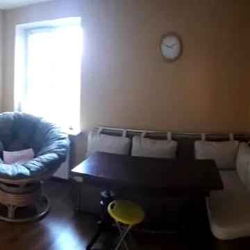 Героїв просп., 21