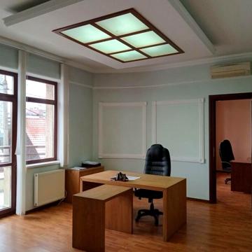 Павла Загребельного вул. (Миколи Раєвського), 6