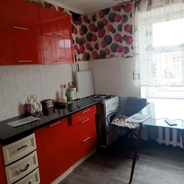Продам трикімнатну квартиру на 5 поверсі