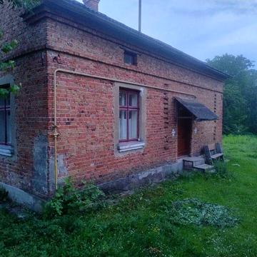 Продається будинок дача з присадибною ділянкою