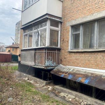 3 кімнатна  Критий ринок
