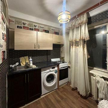 Стеценка вул., 4