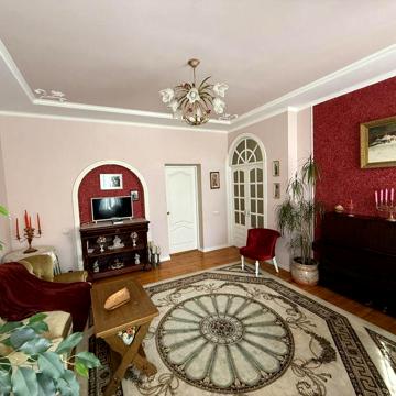 Квартира, 4х- кімн., в центрі, біля філармонії