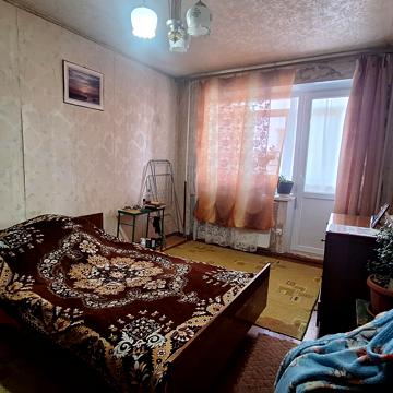 Героїв України вул. (Героїв Сталінграду), 30
