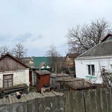 Продаж будинку р-н базару