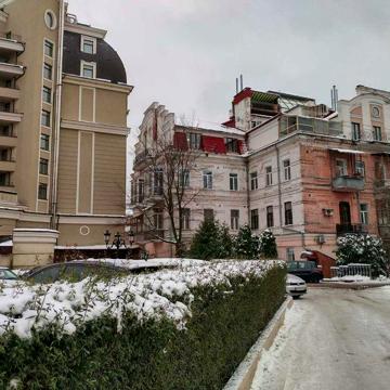 Велика Житомирська 4в, історичний цент Києва, без комісії