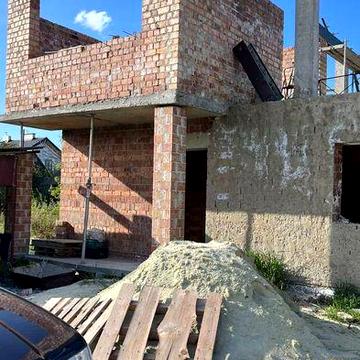 Продаж незавершеного будівництва в смт.Рудне.