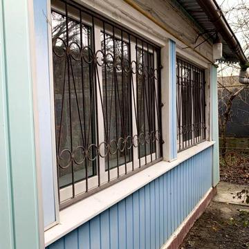 Продам поруч з річкою добротний  будинок в с.Фурси