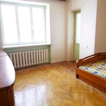 Верховинна , 91 продаж квартири біля метро Житомирська та озера