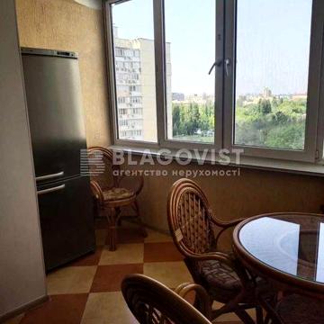 Продаж 3к.квартири Кадетский Гай,  Ернста 12