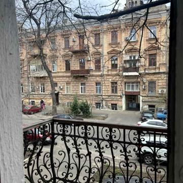 Павла Зеленого вул. (Коблевська), 24