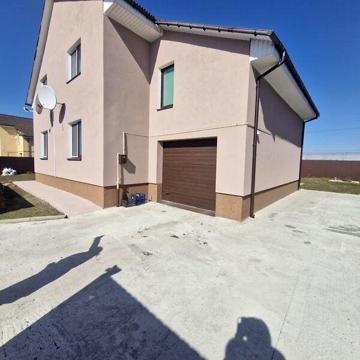 Продаж 5к Дім Грушевського вулиця