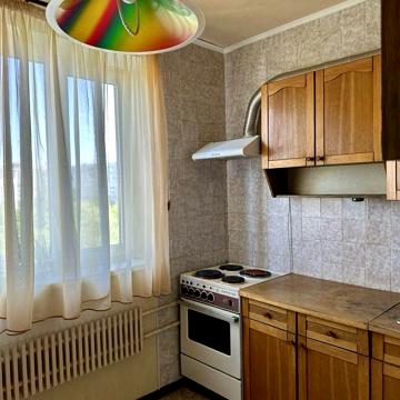 Перемоги просп., 65б