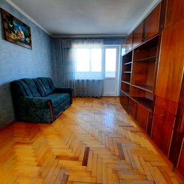 Коновальця вул., 4