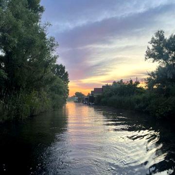 Домик на реке Днестр