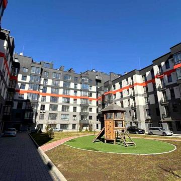 Продається  здана двокімнатна квартира в елітному комплексі ЖК містечко паркове
