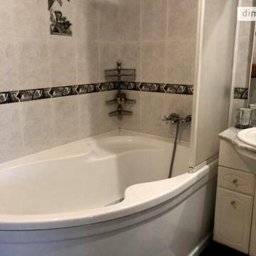 Довгострокова оренда 3к Квартира Паторжинського вулиця