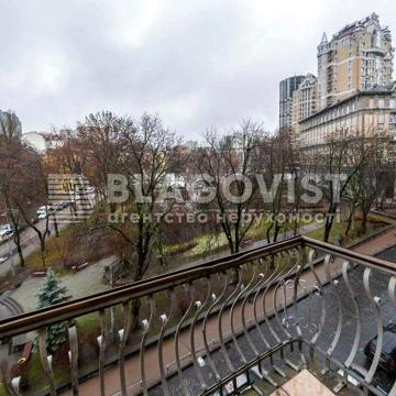 (104м2)Метро-Золоті Ворота Михайла Коцюбинського 2 сталінка