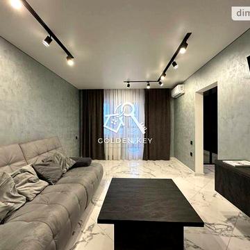 Продаж 3к Квартира 5-й Зарічний мікрорайон вулиця