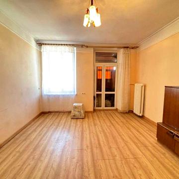 Продаж 2 кімнатної квартири в Центрі