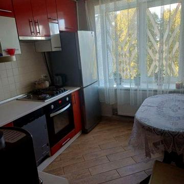 Продається 2-ох кімнатна квартира в центрі міста