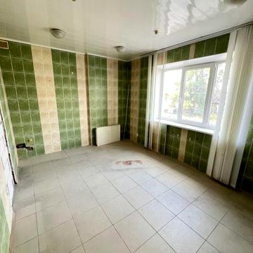Продам квартиру под ремонт, Благоева7, Артема , Героев Сталинграда