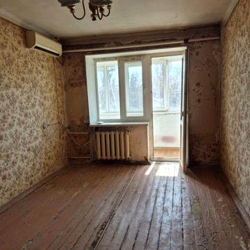 Терміново продам 1-кімн квартиру 32 м на Армійській /Сегедскій