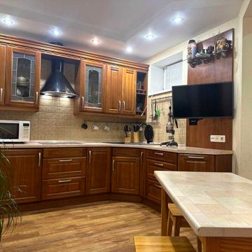 Продам свою 3-кімн. кв-ру на Лівобережному-3