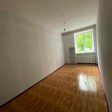 Продам 1 комнатную квартиру  17 000 $