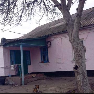 Продаж будинку у Звенигородці 16000€ до центру 5хв пішки