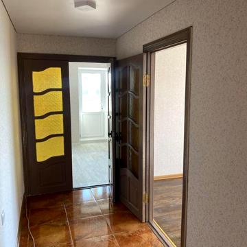 Продам квартиру в Сатанові