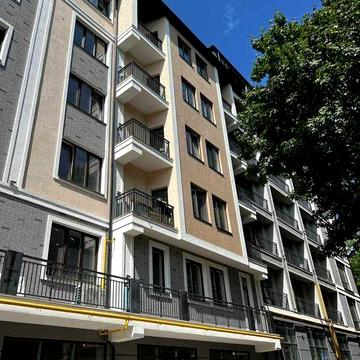 Продаж 3-кімнатної квартири в клубному будинку з правом власності.