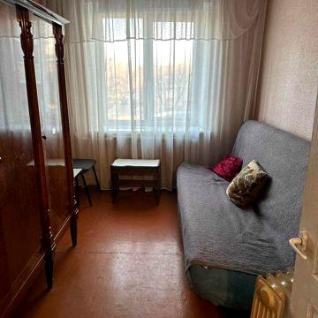 Продам 3-х кімнатну квартиру, вул.Грушевського,14